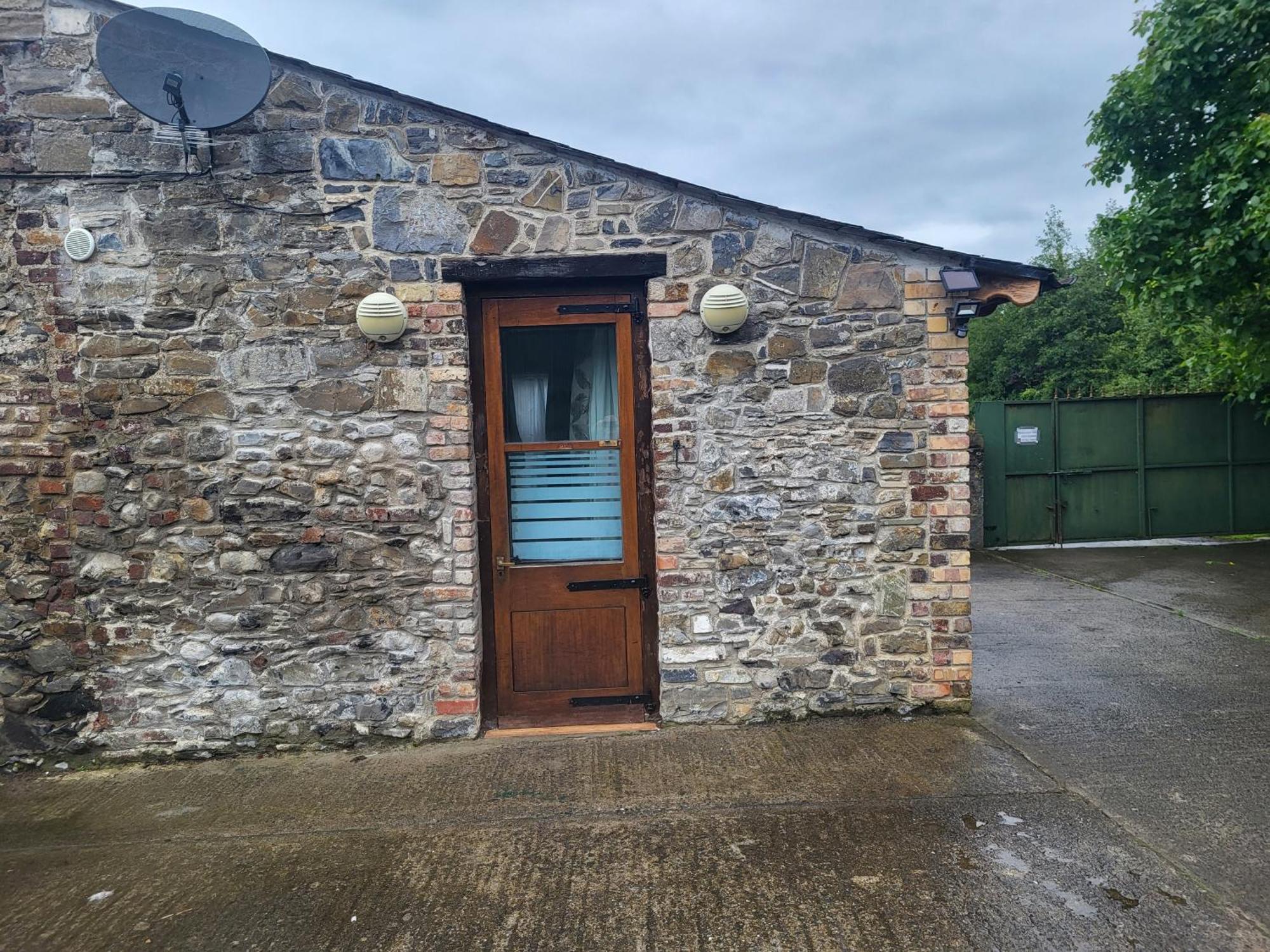 Mount Pleasant Country House Guest House Lucan Exterior photo